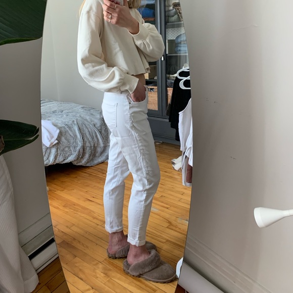 White boyfriend jeans with rips - Picture 3 of 5